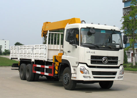 Dongfeng DFC5250JSQA9 Truck-Mounted Crane (8 T)