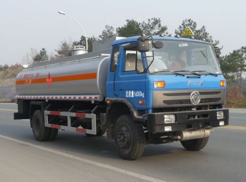 DTA5160GRYE4型易燃液体罐式运输车